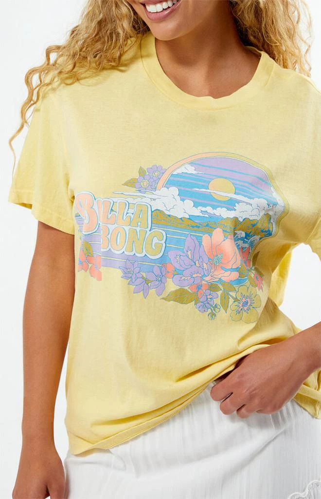 Island Blooms T-Shirt 商品