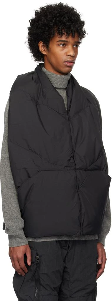 商品NANGA|Black Poncho Muffler Down Scarf,价格¥1027,第2张图片详细描述