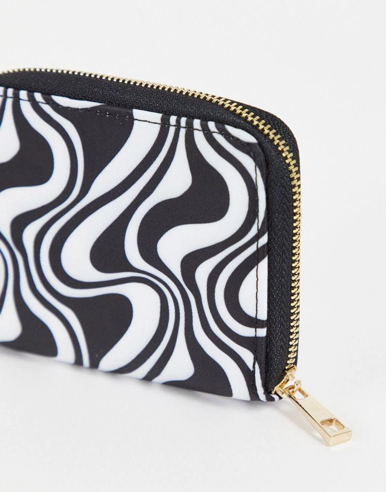 商品ASOS|ASOS DESIGN nylon purse in swirl print,价格¥82,第2张图片详细描述