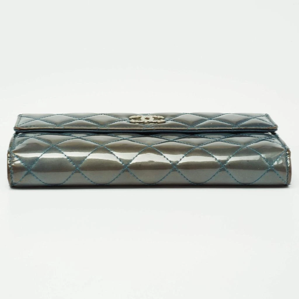 Chanel Green Quilted Patent Leather CC Flap Continental Wallet 商品