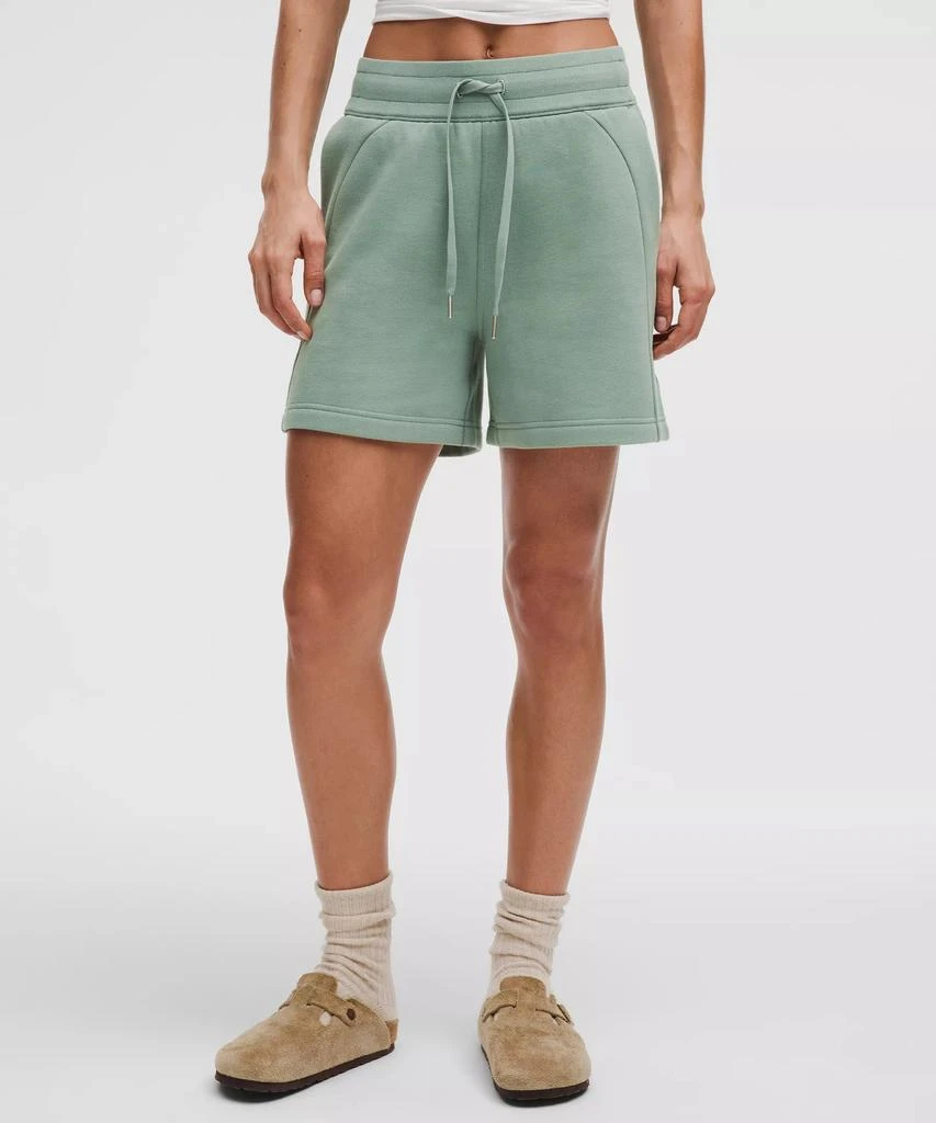 Scuba High-Rise Short 5" 商品