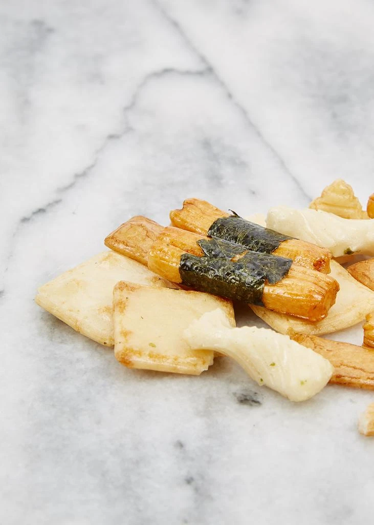 商品Harvey Nichols|Japanese Rice Crackers & Norimaki 220g,价格¥50,第3张图片详细描述