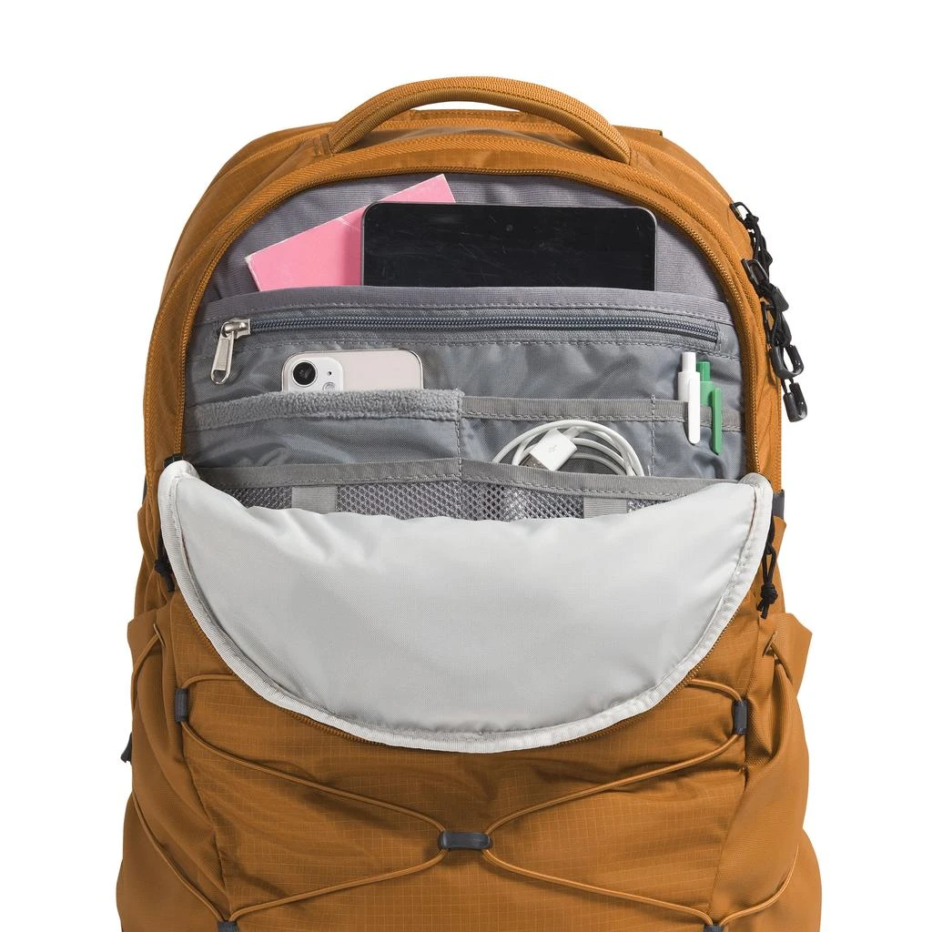商品The North Face|The North Face Borealis Backpack,价格¥783,第5张图片详细描述