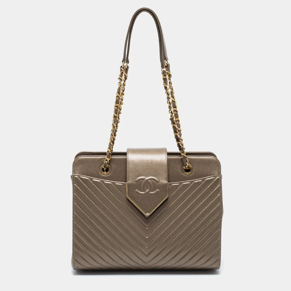 商品[二手商品] Chanel|Chanel Metallic Olive Green Chevron Quilted Leather Collar And Tie Shoulder Bag,价格¥11427,第1张图片