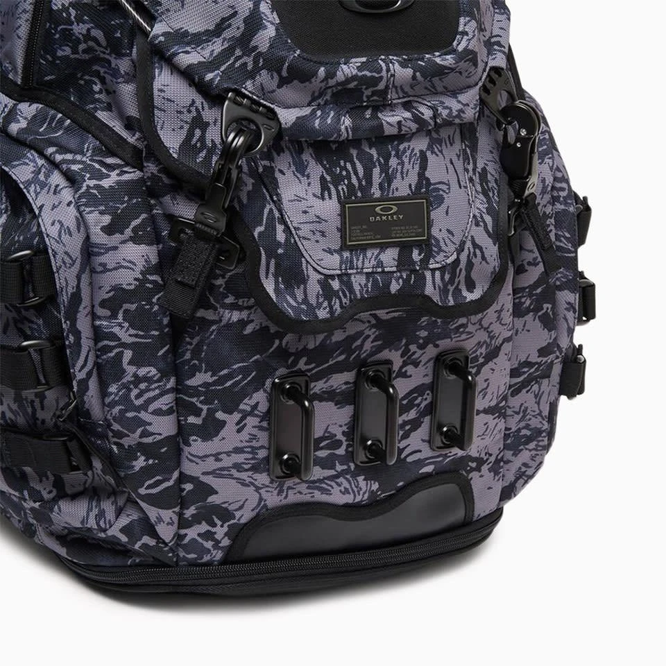 商品Oakley|Kitchen Sink Backpack,价格¥2017,第4张图片详细描述