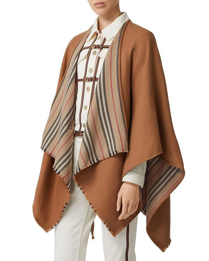 商品Burberry|Icon Stripe Wool Cape,价格¥7506,第1张图片