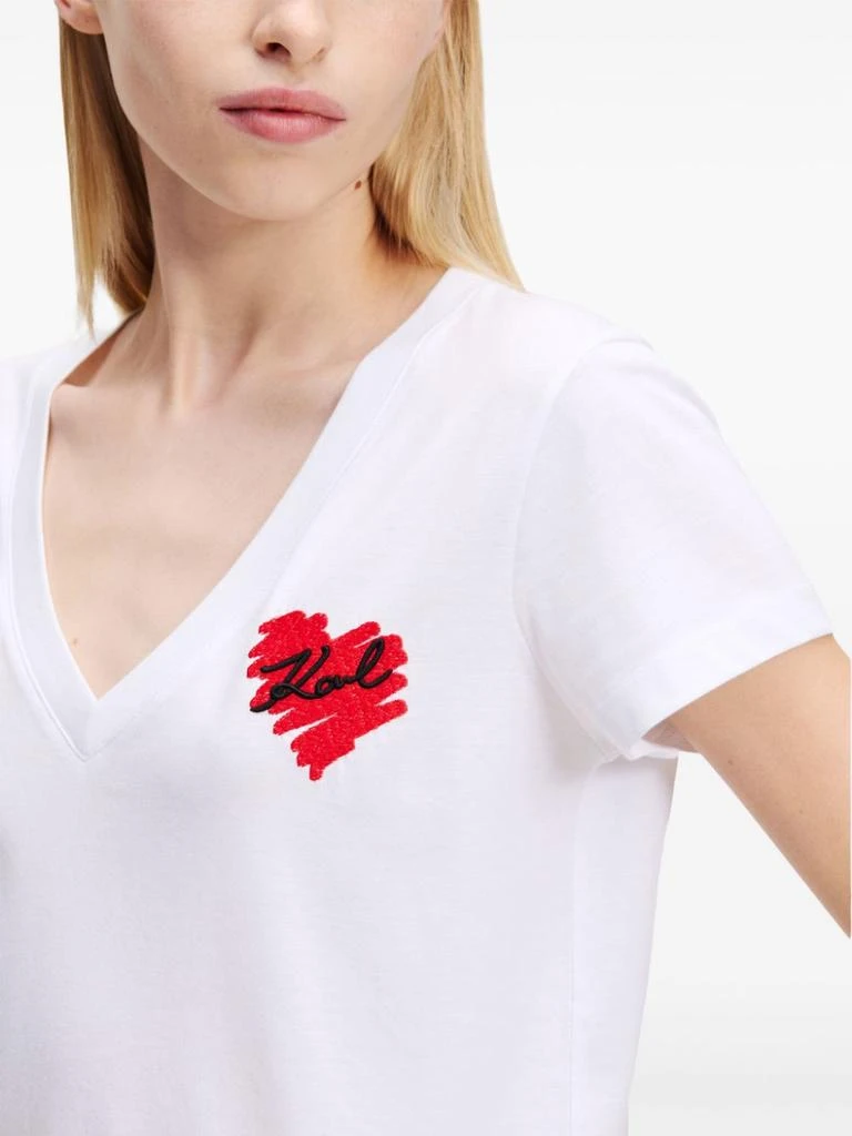 商品Karl Lagerfeld Paris|MC WHITE HEART LOGO V-NECK T-SHIRT,价格¥1017,第3张图片详细描述