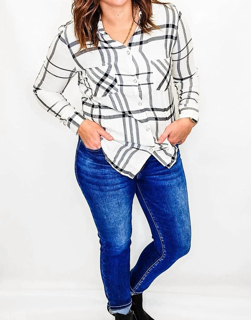商品CHARLIE B|Plaid Button Up Top In Ecru Cream / Black,价格¥536,第1张图片