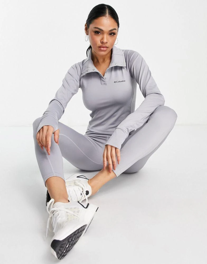 商品Columbia|Columbia Training CSC Sculpt cropped long sleeve top  in grey  Exclusive at ASOS,价格¥104,第4张图片详细描述