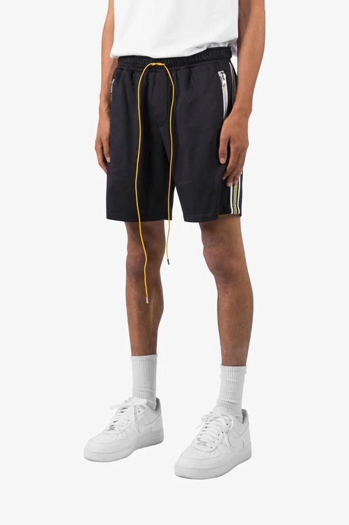 商品MNML|Lux Shorts - Black/Gold运动裤,价格¥289,第4张图片详细描述