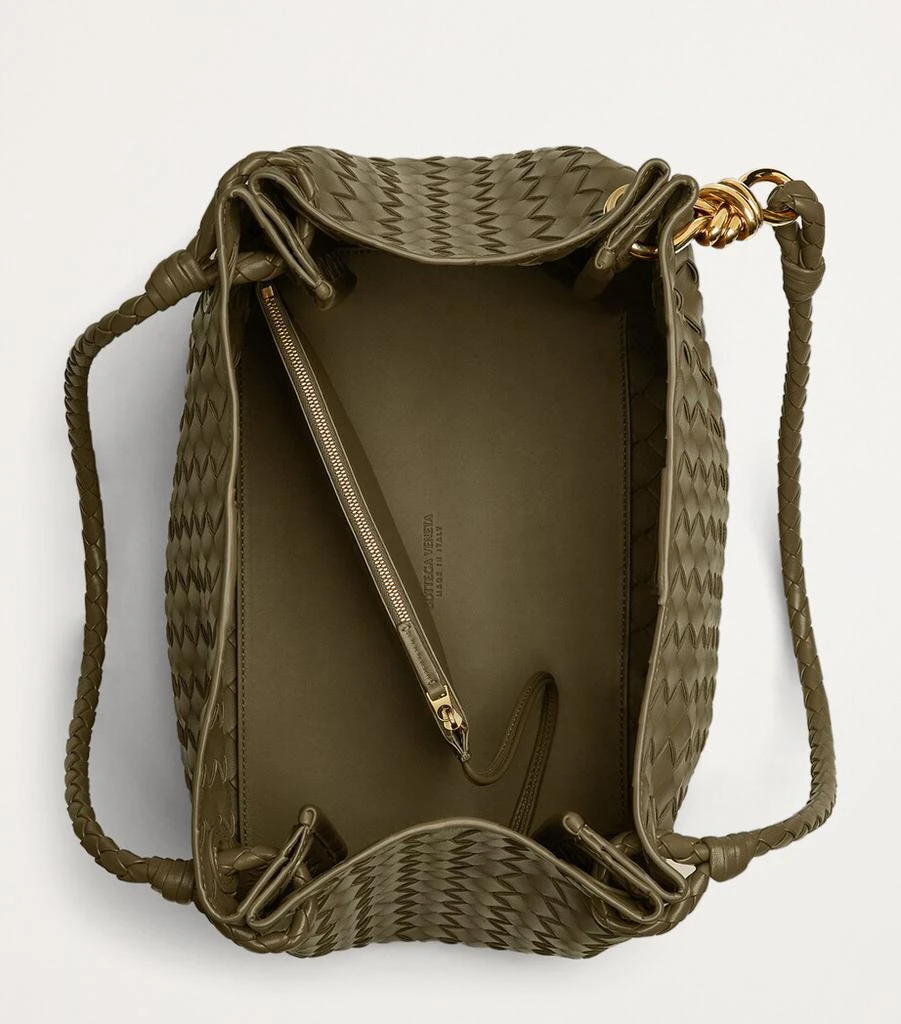商品Bottega Veneta|Large Lambskin Andiamo Parachute Shoulder Bag,价格¥36605,第2张图片详细描述