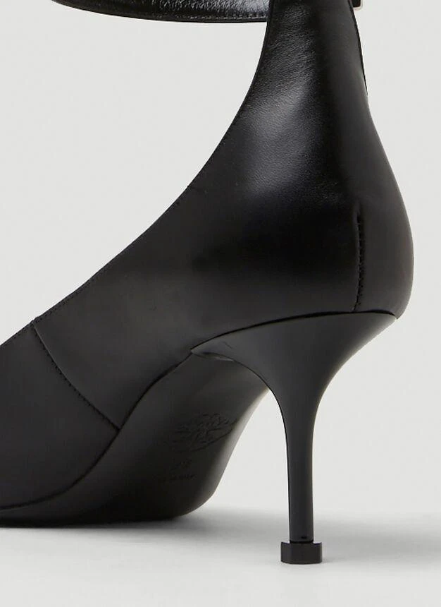 商品Alexander McQueen|Boxcar Ankle Cuff Heels in Black,价格¥3699,第5张图片详细描述