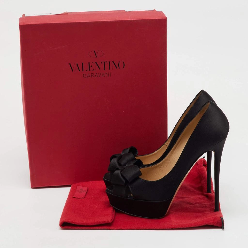 Valentino Black Satin Couture Bow Peep Toe Platform Pumps Size 38.5 商品