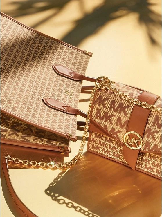 商品Michael Kors|Greenwich 小号徽标提花皮革斜挎包 ,价格¥842,第5张图片详细描述