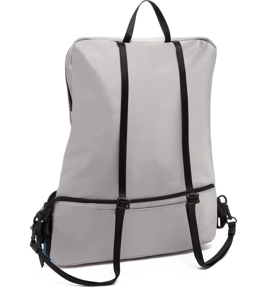 商品Tumi|Ren Convertible Belt Bag,价格¥1569,第3张图片详细描述