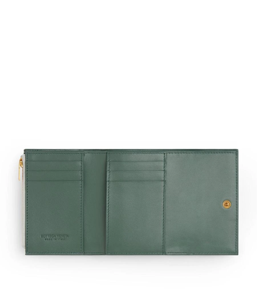 商品Bottega Veneta|Leather Intreccio Trifold Wallet,价格¥6610,第4张图片详细描述
