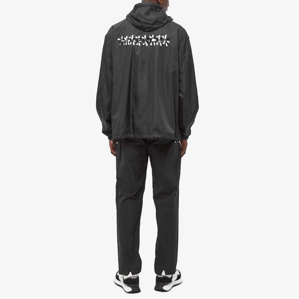 Givenchy Logo Windbreaker 商品
