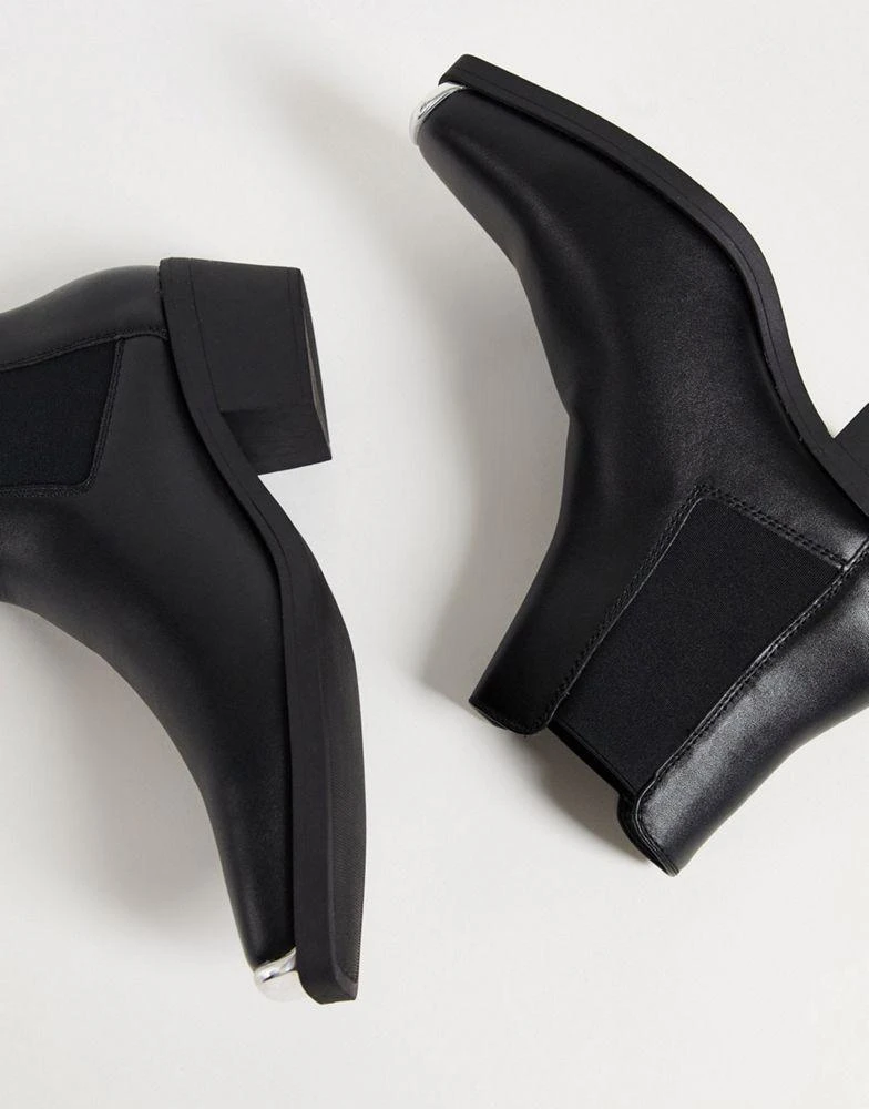 商品ASOS|ASOS DESIGN cuban heel western chelsea boots in black faux leather with metal hardware,价格¥244,第3张图片详细描述