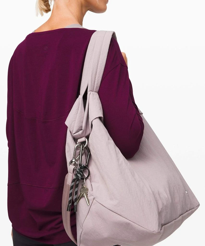商品Lululemon|Lululemon You Hold The Keychain,价格¥242,第2张图片详细描述