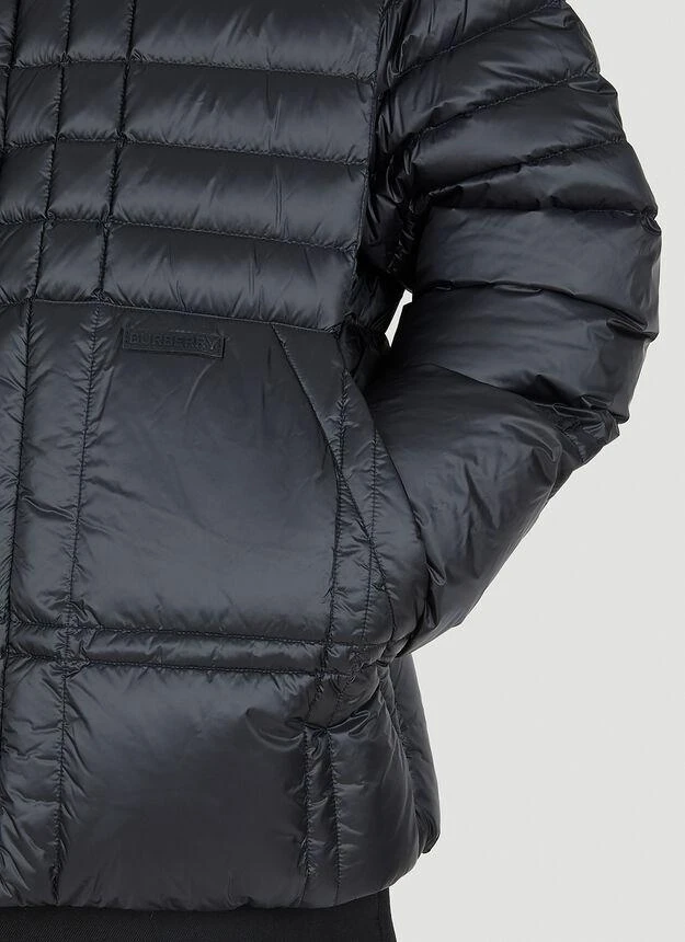 商品Burberry|Emberton Puffer Jacket in Black,价格¥12974,第5张图片详细描述