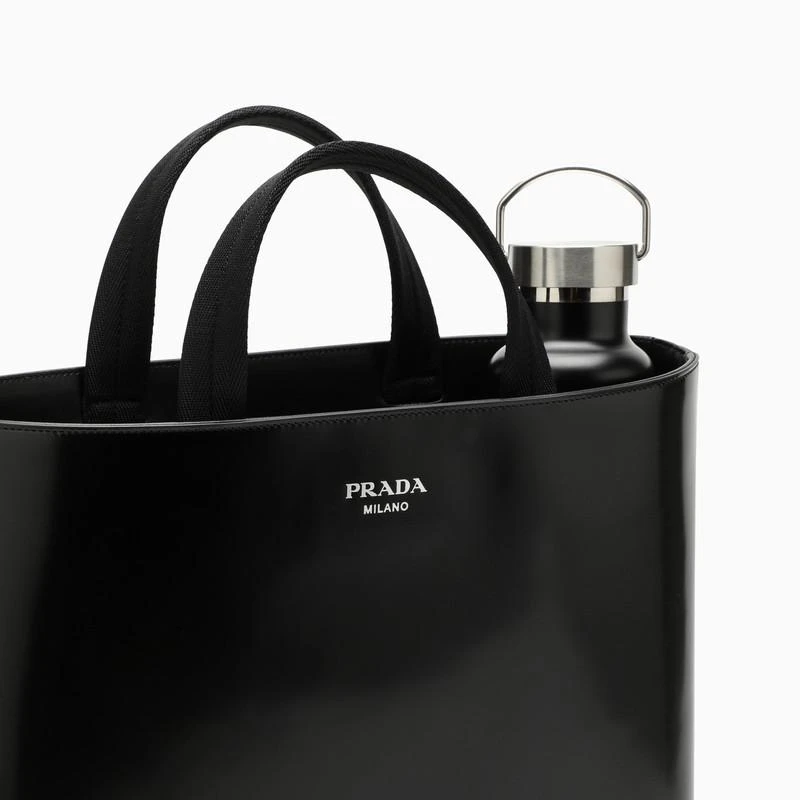 Black tote bag with water bottle 商品