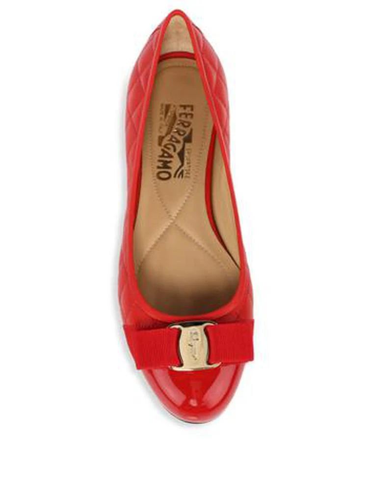 商品Salvatore Ferragamo|Varina 真皮经典蝴蝶结平底鞋,价格¥2997,第4张图片详细描述