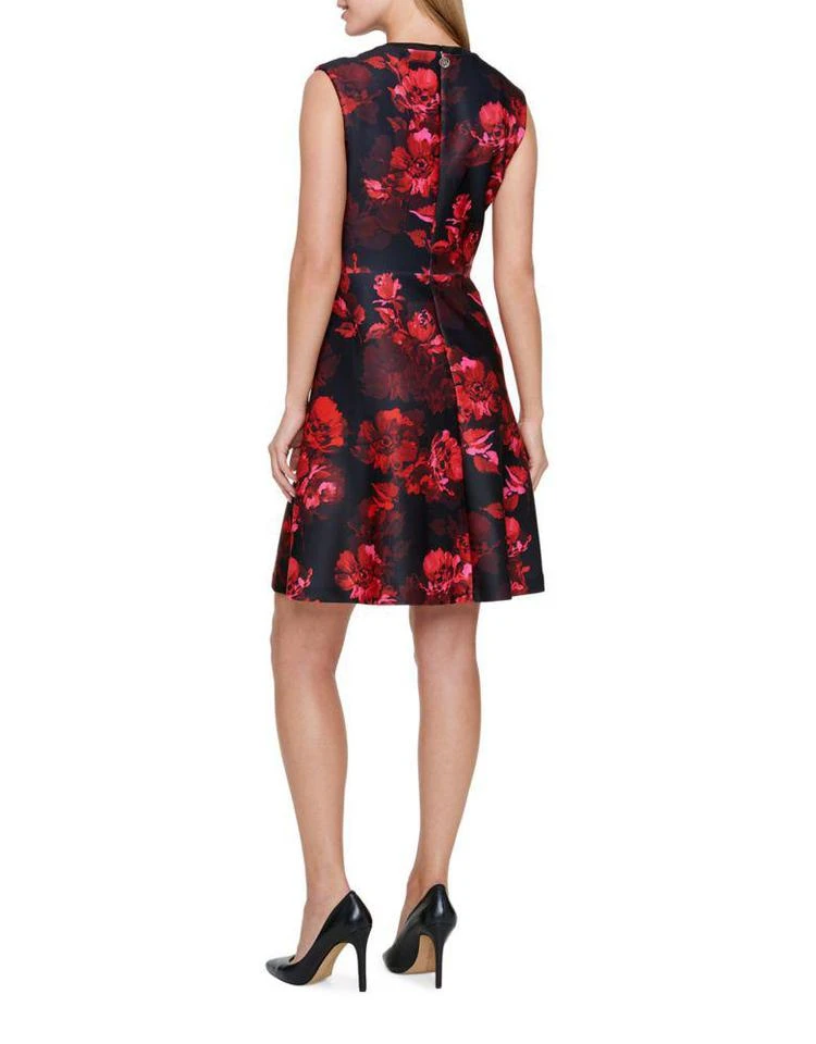 商品Tommy Hilfiger|Fit and Flare Floral Dress,价格¥688,第3张图片详细描述