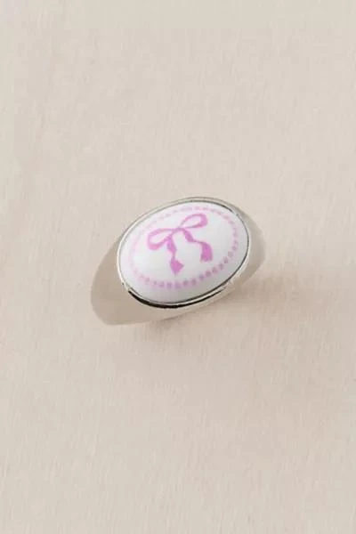 商品Urban Outfitters|Zoey Ceramic Bow Ring,价格¥39,第2张图片详细描述