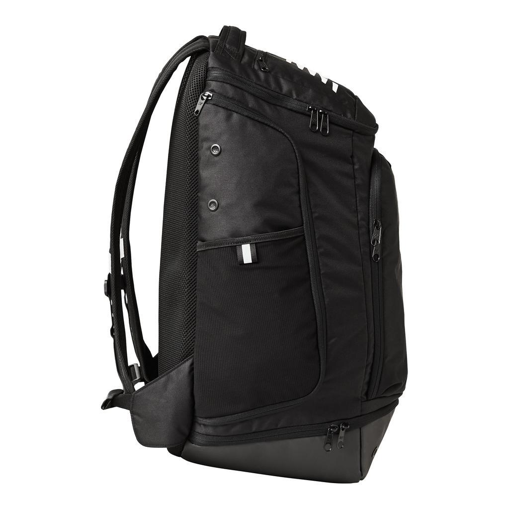 商品New Balance|Team Travel Backpack,价格¥851,第5张图片详细描述