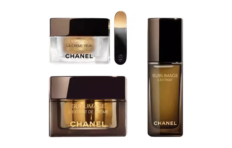 商品[国内直发] Chanel|香奈儿 奢华精萃奢宠礼盒护肤套装 保湿修护 面霜50g+油15ml+眼霜15g,价格¥10748,第3张图片详细描述