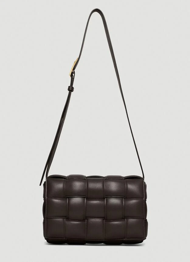 商品Bottega Veneta|Padded Cassette Shoulder Bag in Brown,价格¥33588,第1张图片