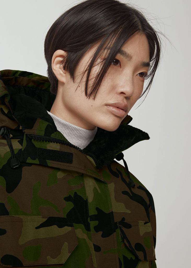 Canada Goose Classic Camo Expedition Down Parka商品第5张图片规格展示