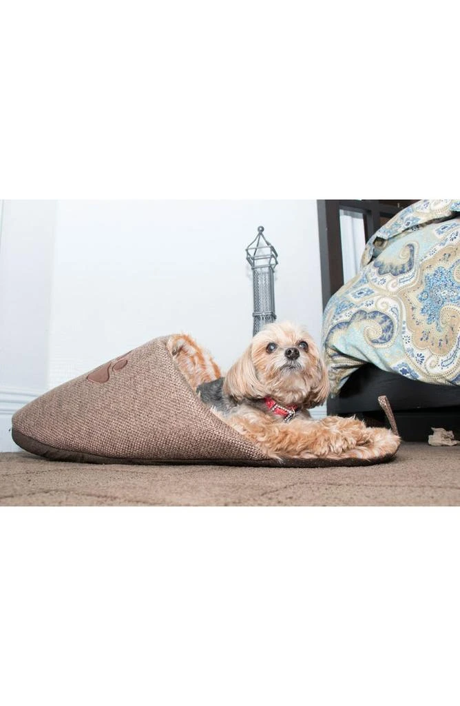 商品PETKIT|Pet Life<sup>®</sup> Slip-On Designer Slipper Dog Bed - Large,价格¥304,第3张图片详细描述