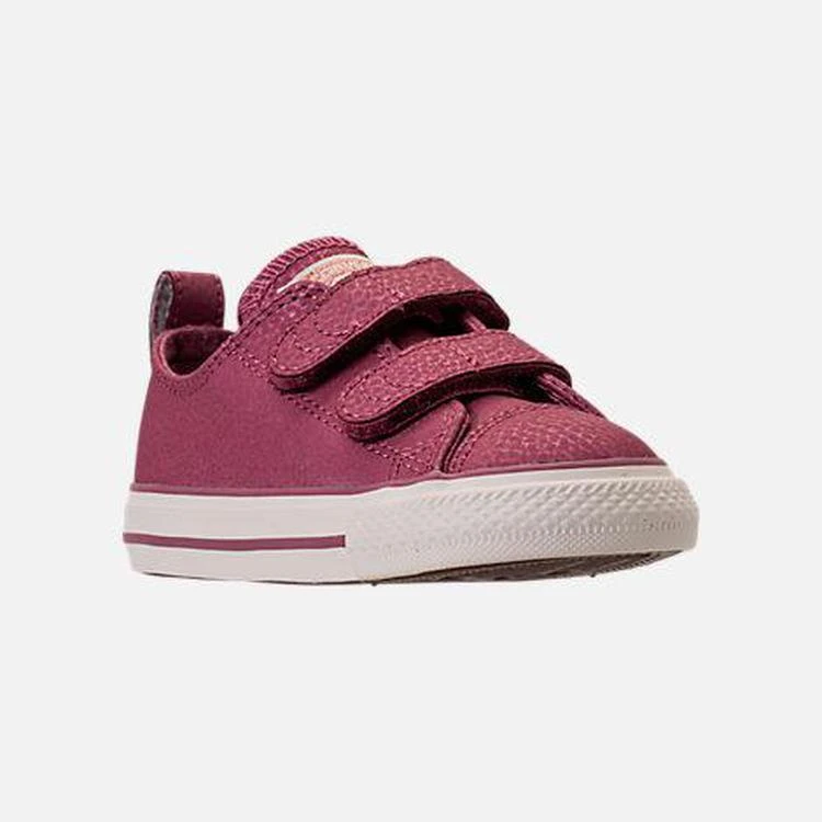 商品Converse|Girls' Toddler Converse Chuck Taylor Ox Leather Hook-and-Loop Strap Casual Shoes,价格¥156,第1张图片