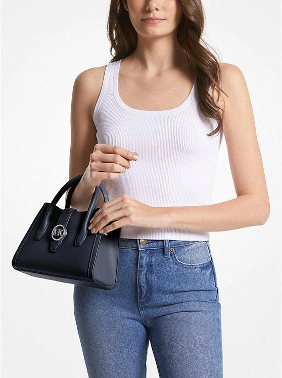 商品Michael Kors|女式 Gabby 小号仿皮挎包,价格¥676,第3张图片详细描述