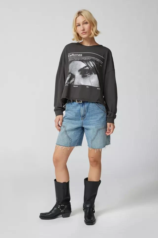 商品Urban Outfitters|Deftones Boxy Cropped Long Sleeve Tee,价格¥227,第2张图片详细描述