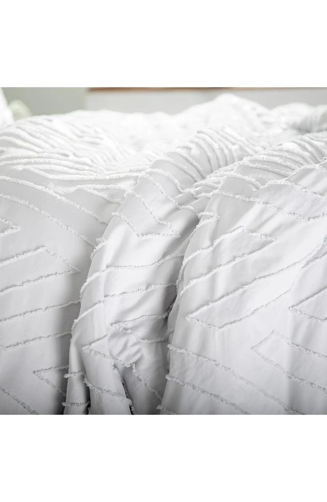 商品SOUTHSHORE FINE LINENS|Chevron Jacquard Comforter Set,价格¥693,第2张图片详细描述