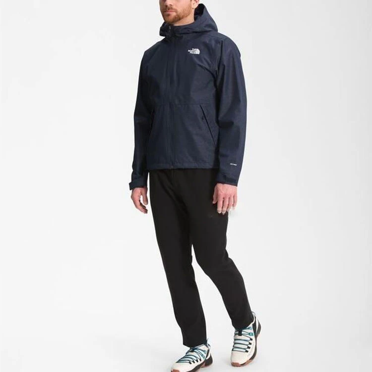 商品[国内直发] The North Face|北面  城市户外系列 纯色连帽 山系 软壳  户外远足 防水透气冲锋衣 男款 蓝色,价格¥1062,第4张图片详细描述