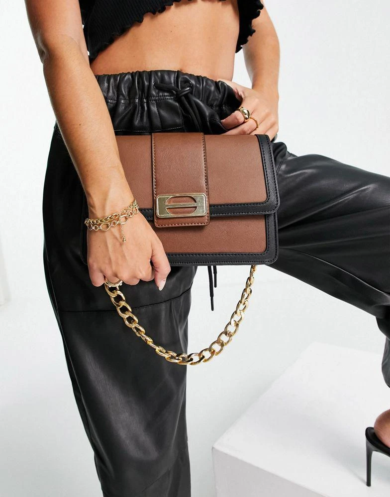 商品ASOS|ASOS DESIGN shoulder bag with multi gusset and chain handle in tan ,价格¥157,第3张图片详细描述