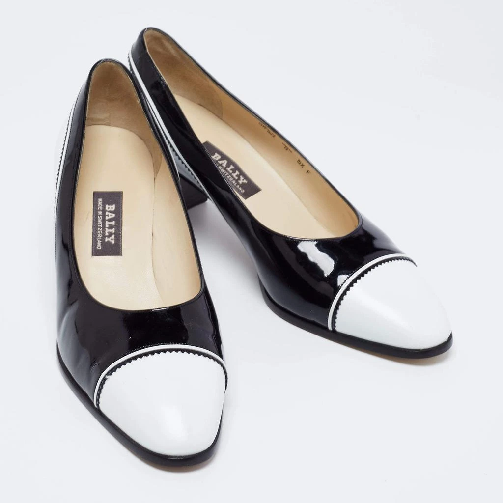 商品[二手商品] Bally|Bally Vintage White/Black Patent And Leather Block Heel Pumps Size 38.5,价格¥1046,第4张图片详细描述