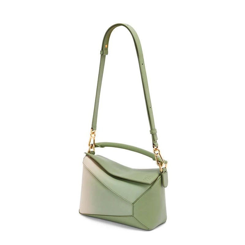 【预售3-7天】LOEWE/罗意威 22新款Puzzle Edge系列 �女士小号迷迭香色/浅燕麦色渐变纳帕牛皮革单肩手提拼图包A510P60X12-6473 商品