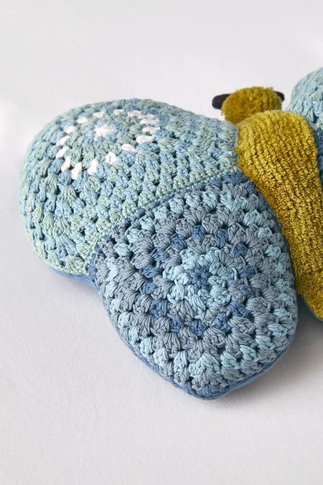 商品Urban Outfitters|Crochet Butterfly Throw Pillow,价格¥408,第5张图片详细描述