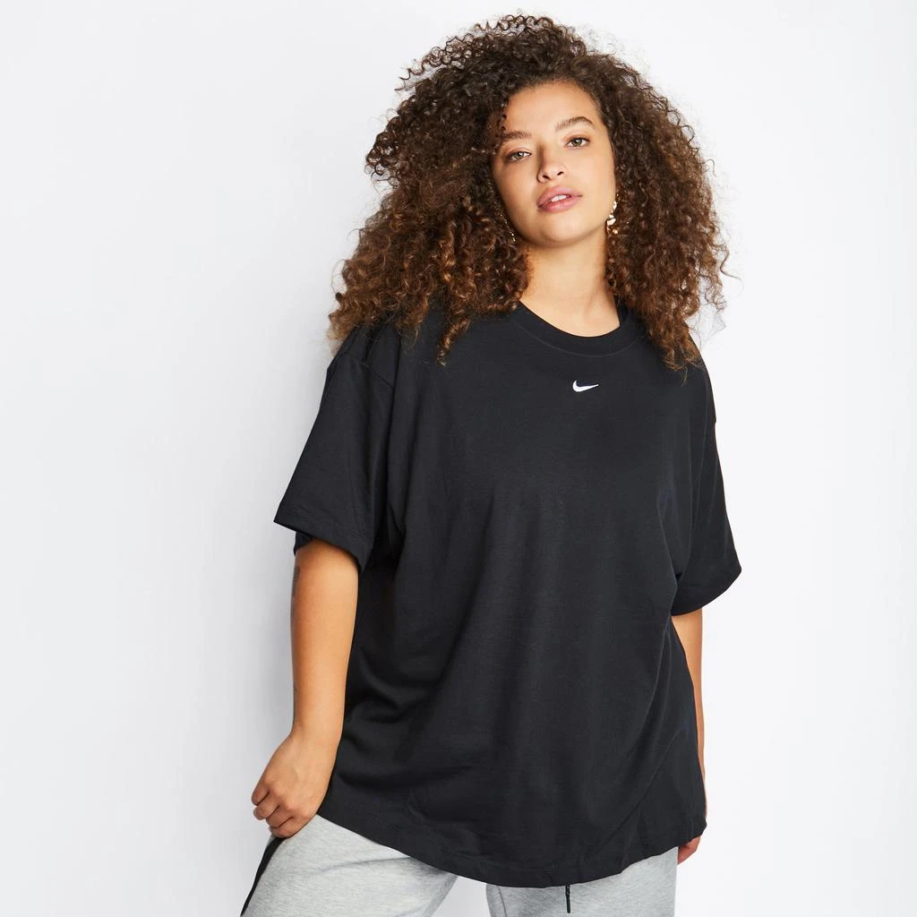 商品NIKE|Nike Essentials Plus Boyfriend - Women T-Shirts,价格¥379,第1张图片