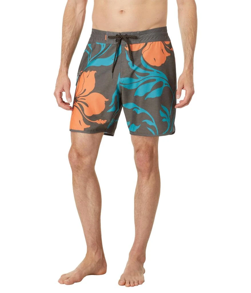 商品Quiksilver|Big Charmer 19" Boardshorts,价格¥220,第1张图片