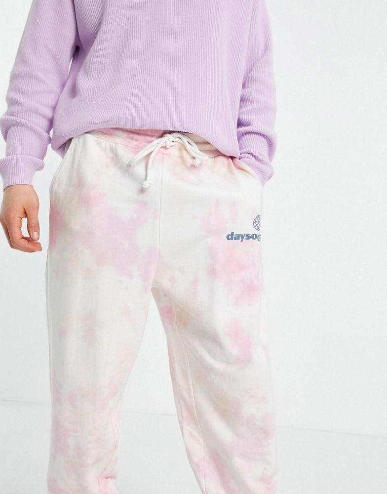 商品ASOS|ASOS Daysocial co-ord relaxed tie dye jogger with logo print in pink and orange,价格¥156,第5张图片详细描述