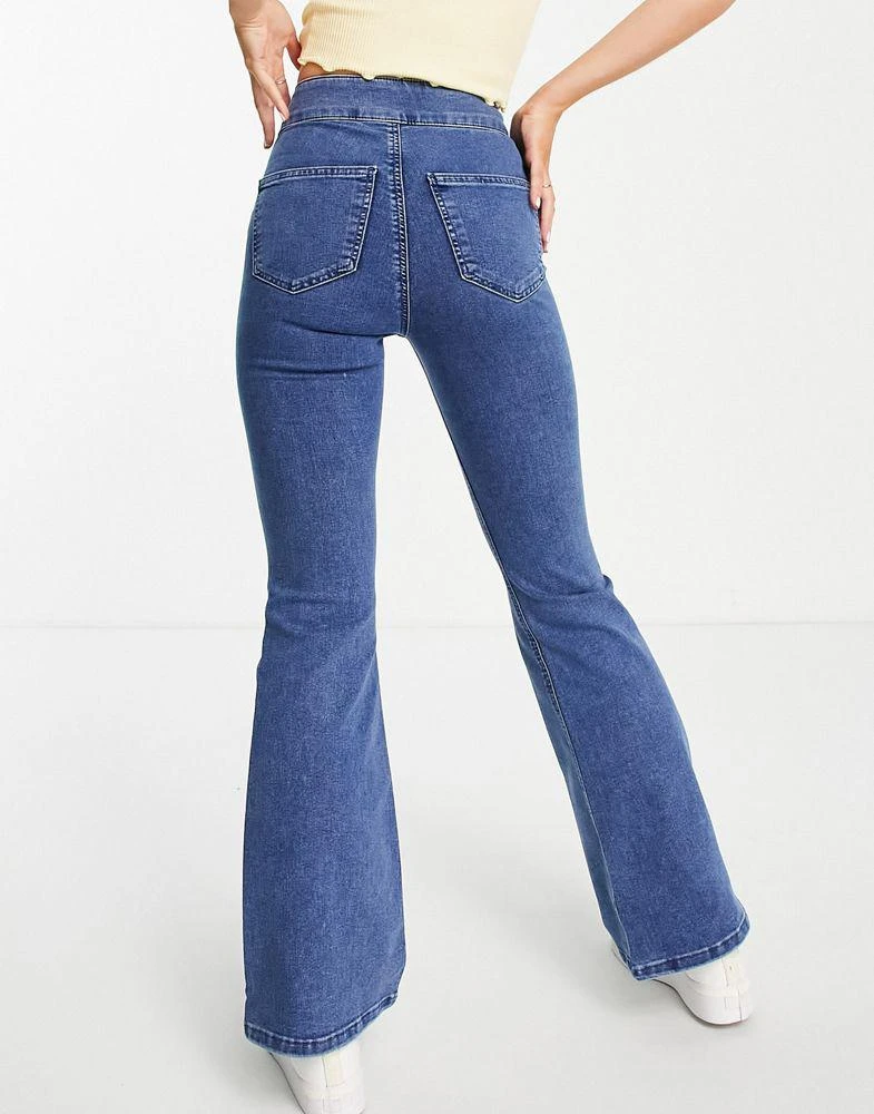 商品Topshop|Topshop Petite mid blue flared Joni jeans,价格¥224,第2张图片详细描述