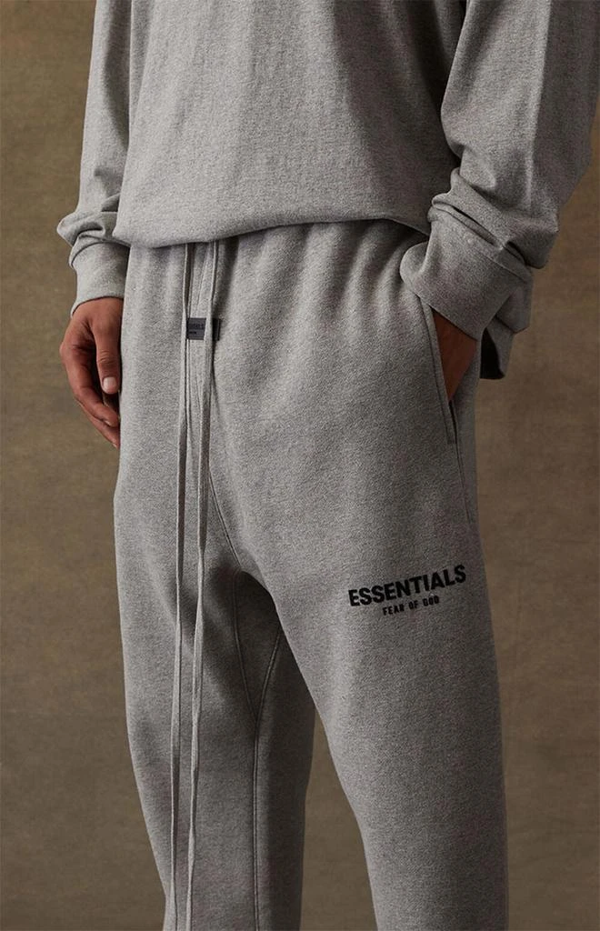 商品Essentials|Dark Oatmeal Relaxed Sweatpants,价格¥785,第5张图片详细描述