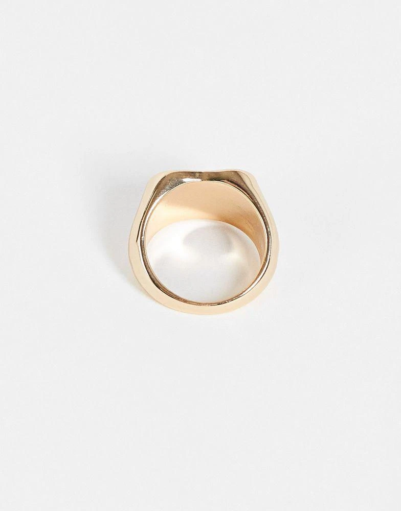 商品Reclaimed Vintage|Reclaimed vintage inspired retro heart ring in gold and green,价格¥55,第4张图片详细描述