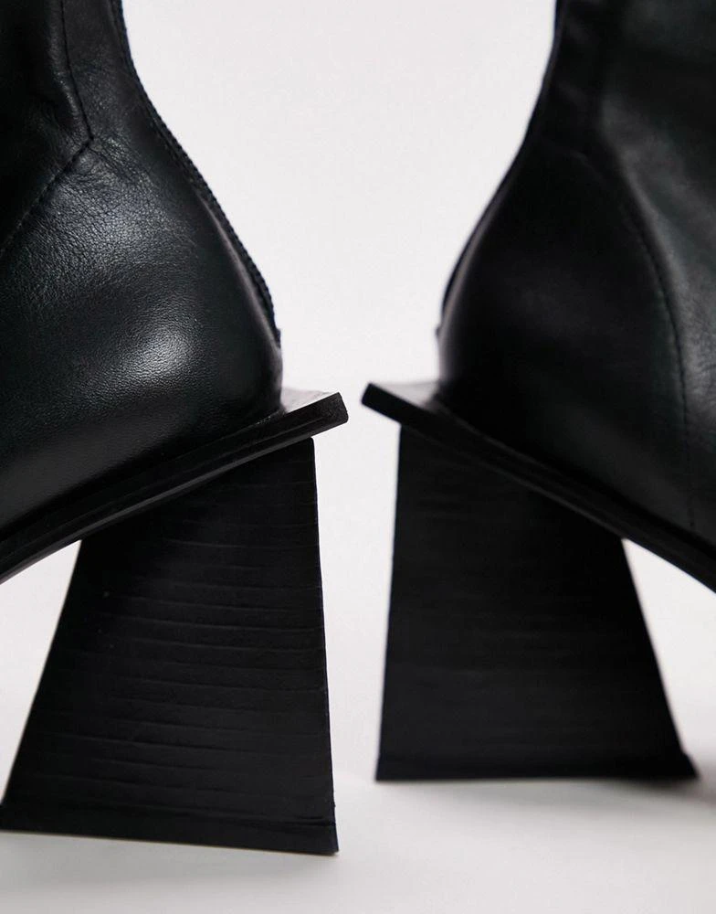 商品Topshop|Topshop Halo premium leather square toe heeled boot in black,价格¥516,第3张图片详细描述