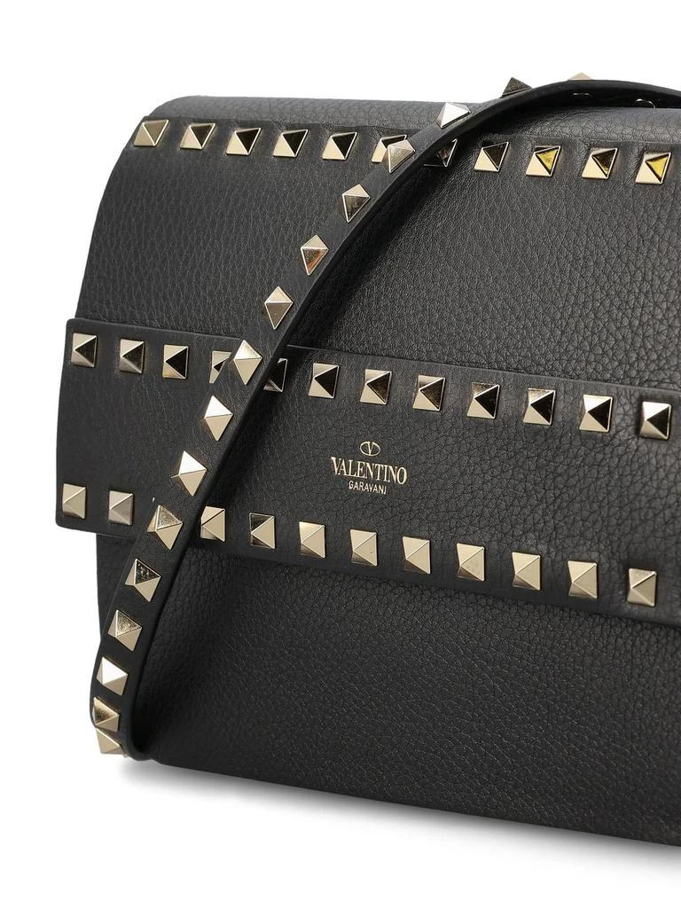 商品Valentino|Valentino Garavani Rockstud Foldover Top Crossbody Bag,价格¥9504,第4张图片详细描述